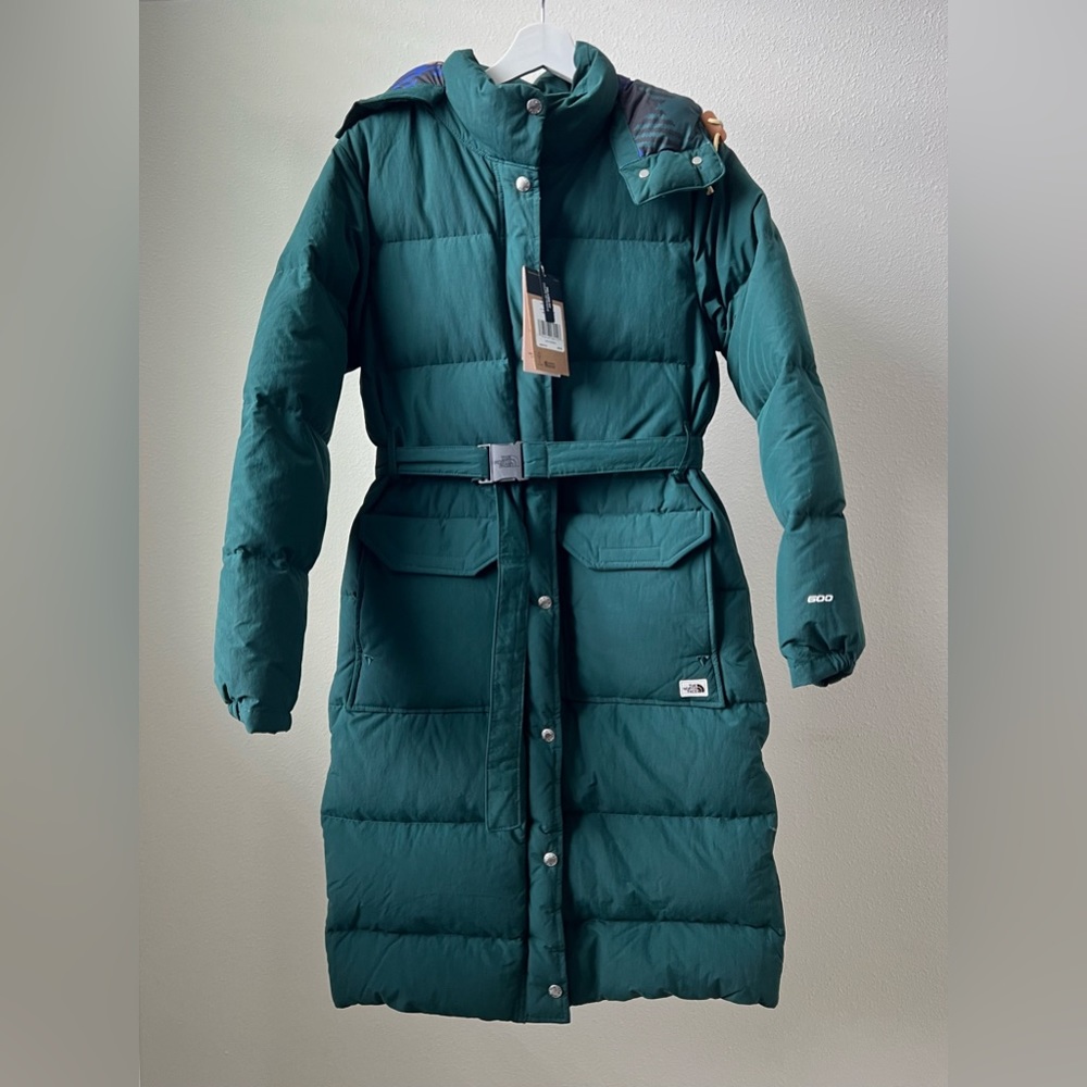 The North Face Women Sierra 600 Fill  Down Long Parka Jacket In Ponderosa Green